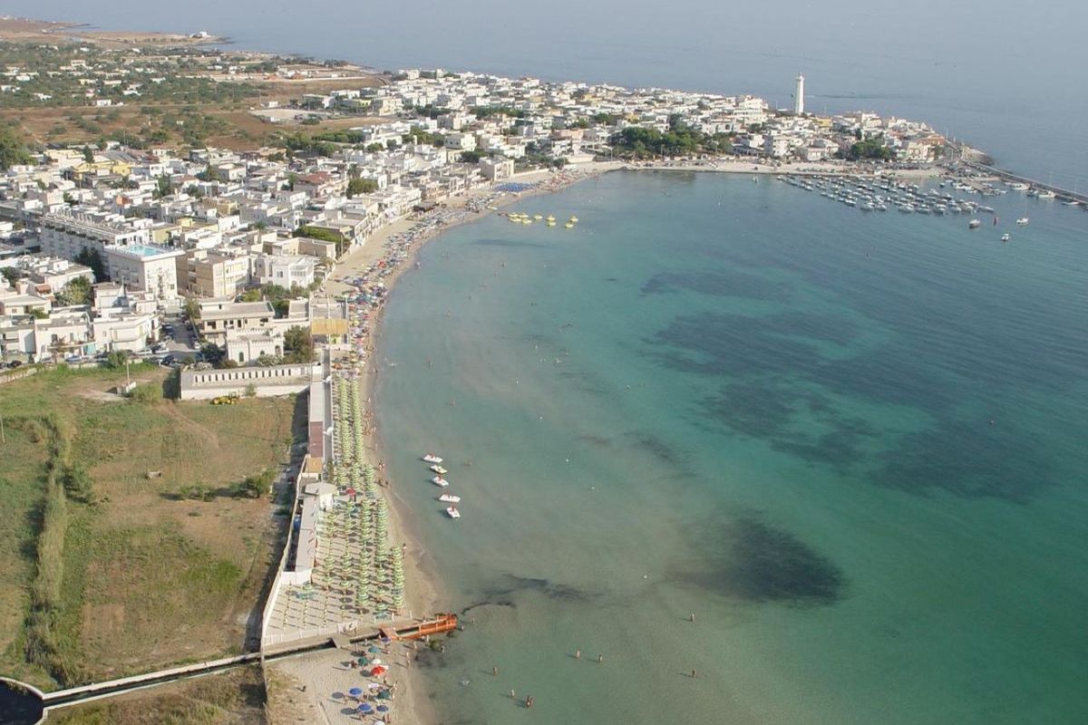 Noleggio Auto senza conducente Torre Canne