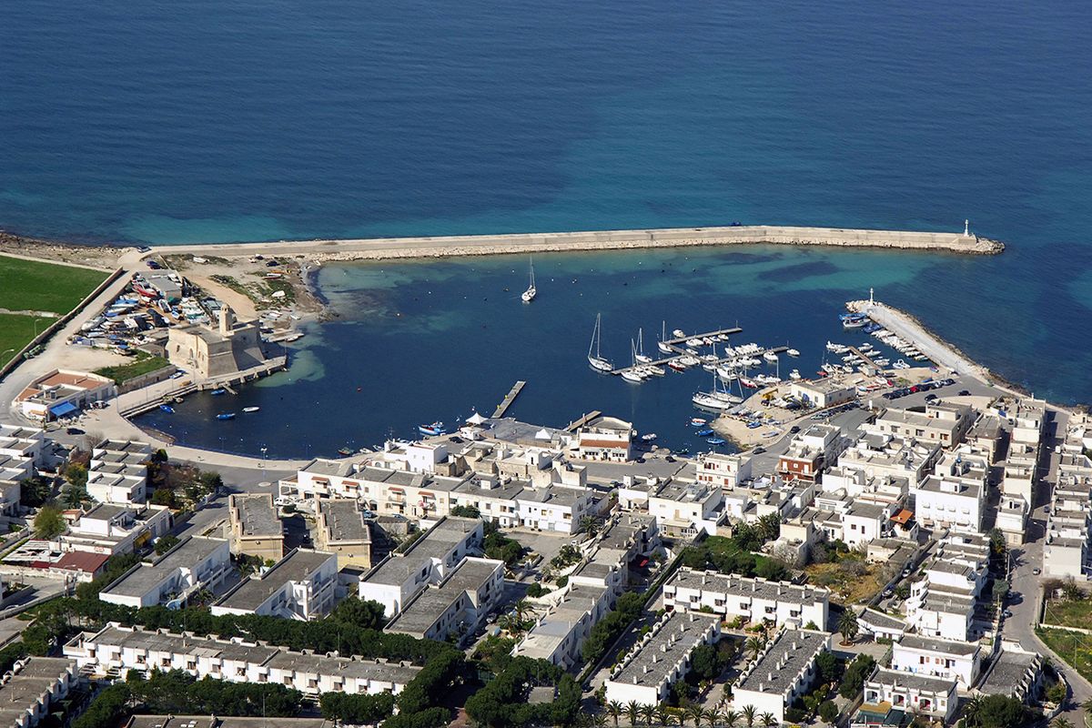 Noleggio Auto senza Conducente Villanova di Ostuni